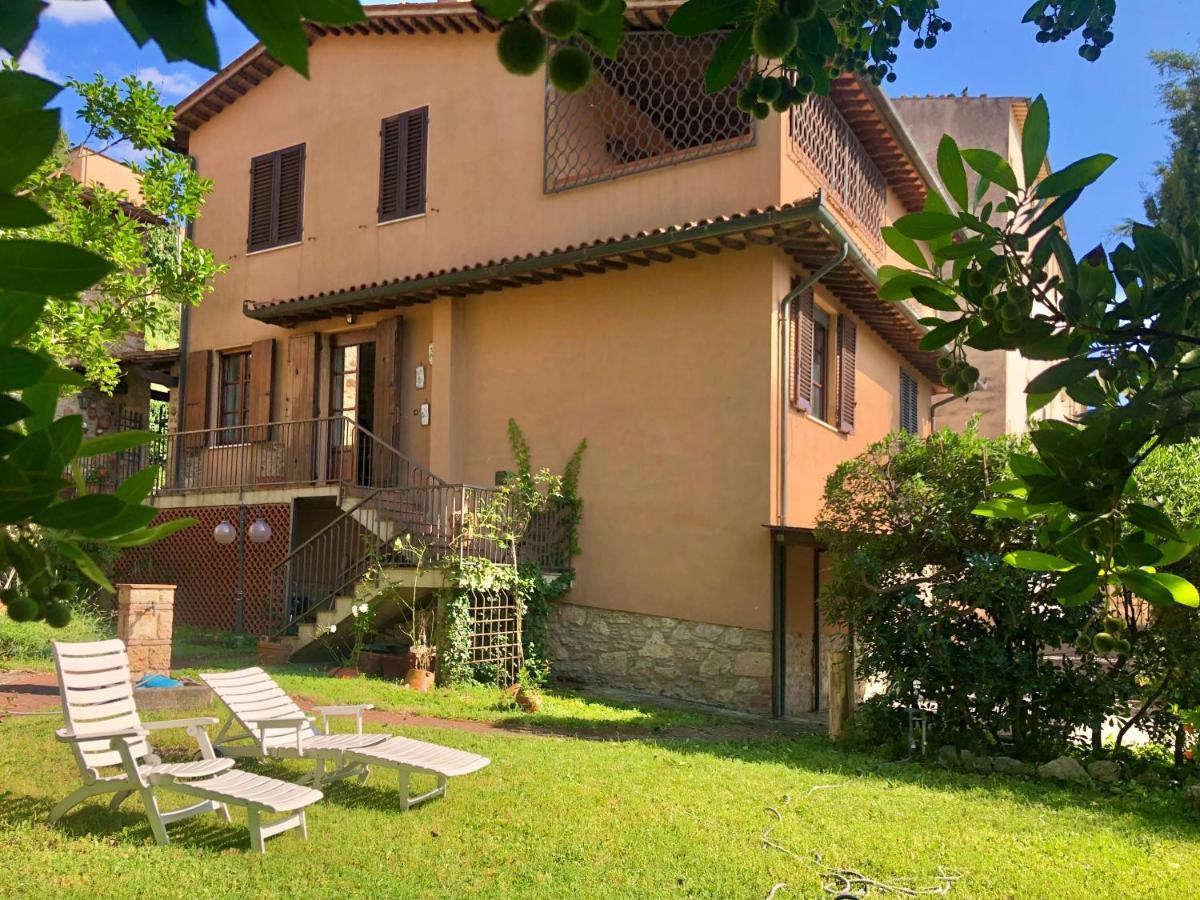 La Villa Del Borgo Маса Маритима Екстериор снимка