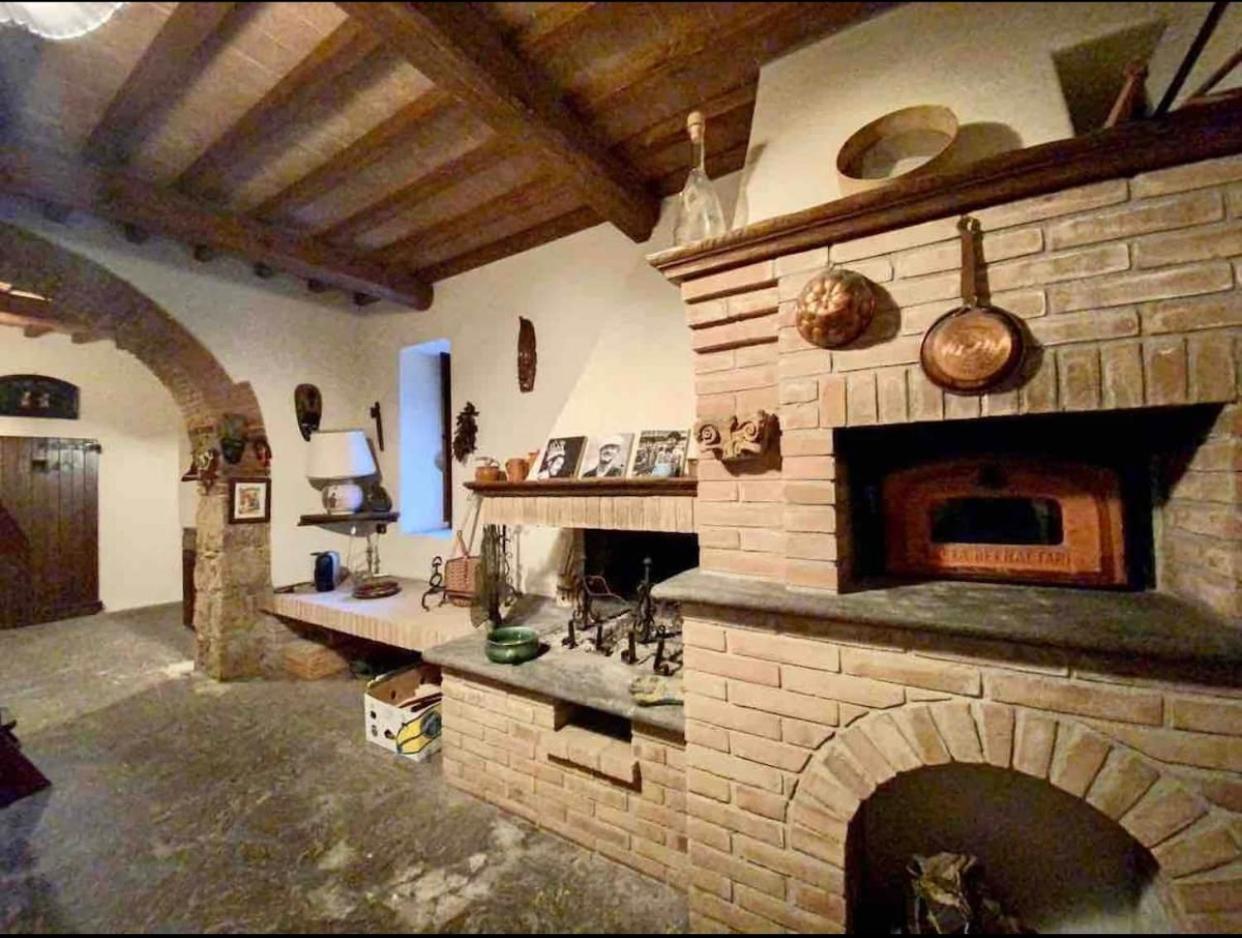 La Villa Del Borgo Маса Маритима Екстериор снимка