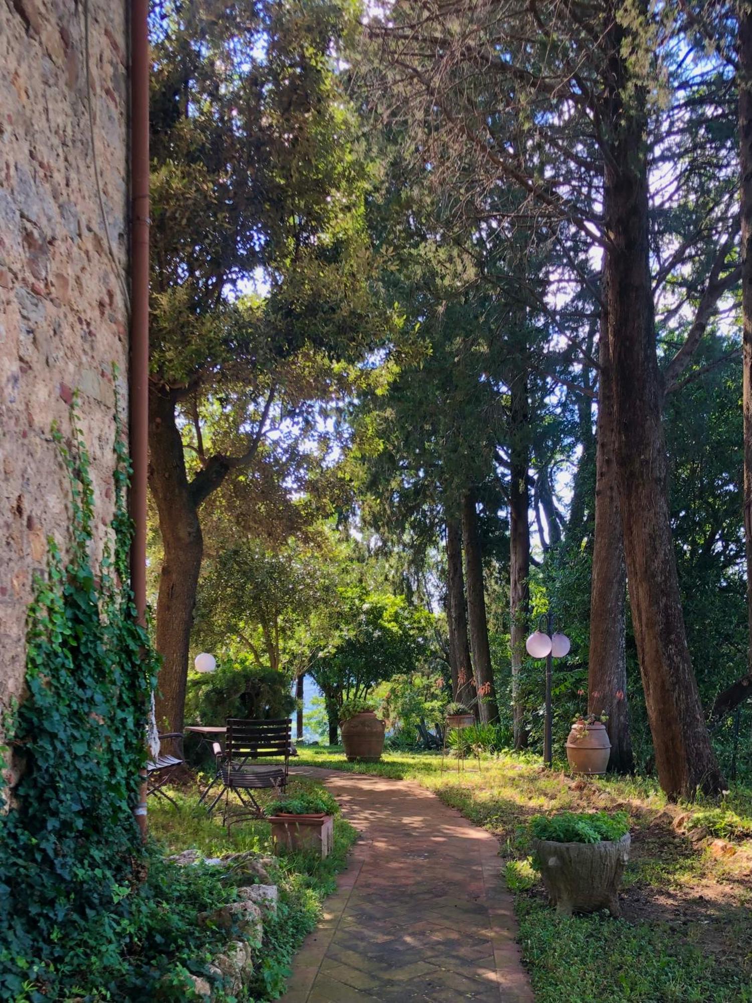 La Villa Del Borgo Маса Маритима Екстериор снимка